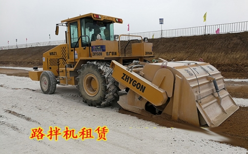 長沙路拌機租賃公司出租路拌機21臺